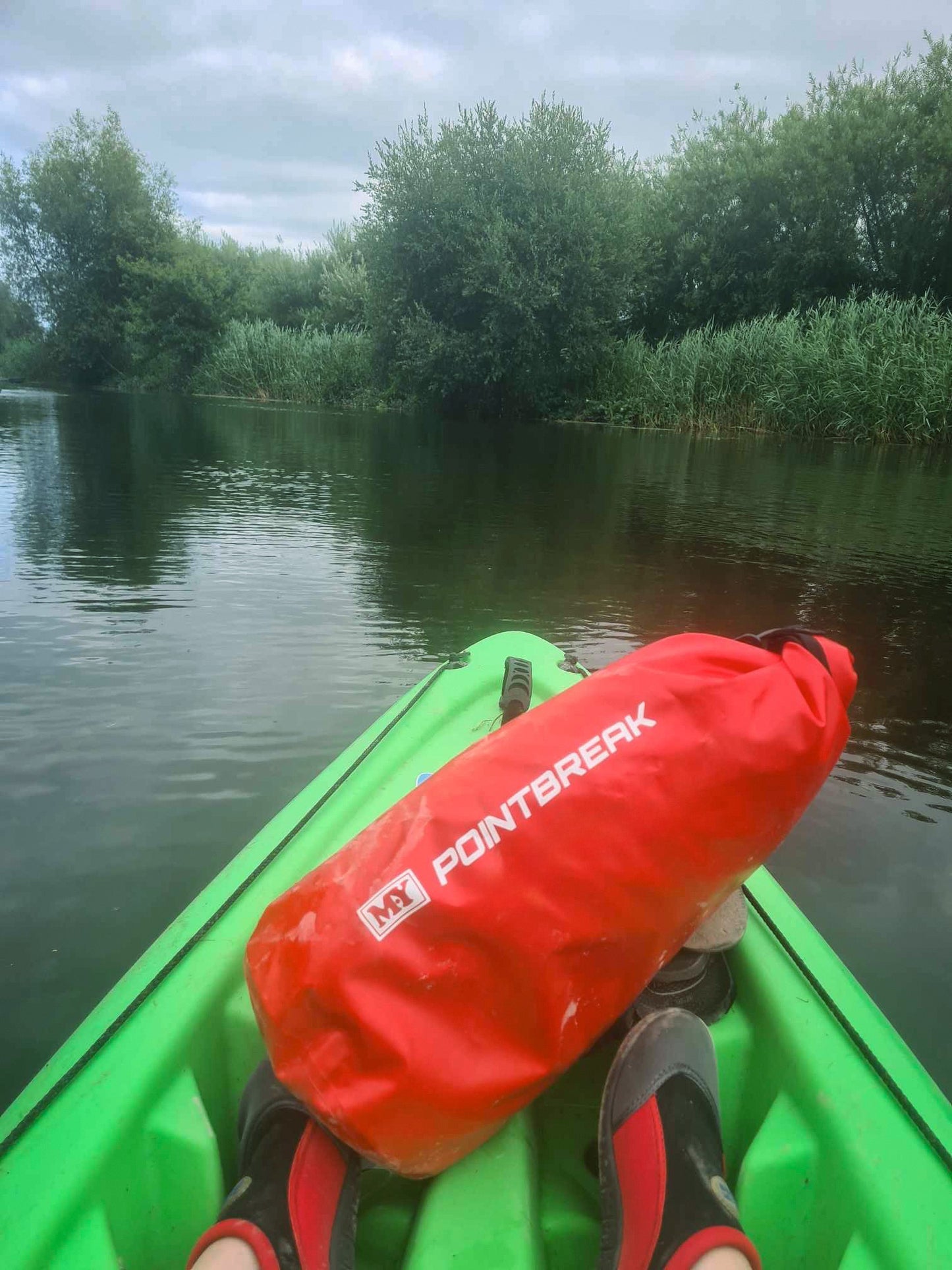 M.Y Point Break Red 10L Dry Bag | Adjustable Strap | Waterproof Dry Bag for Kayaking, Fishing, Canoeing, Hiking